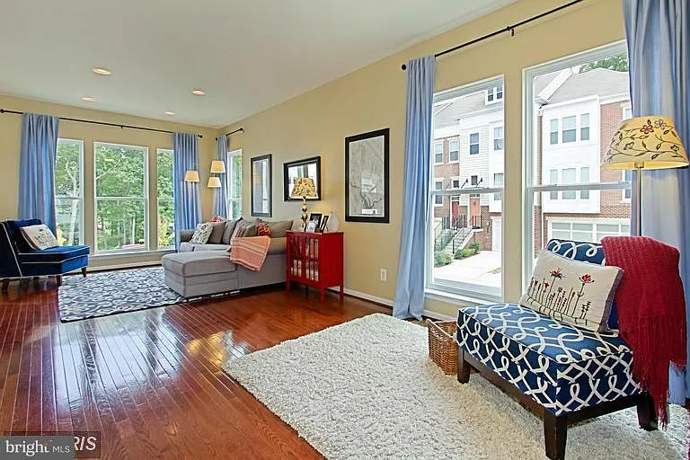 42685 Orefield Ter — Photo 7