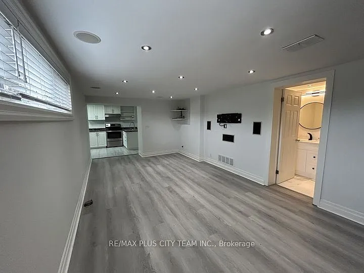 1 bed, $1,600 — Photo 2