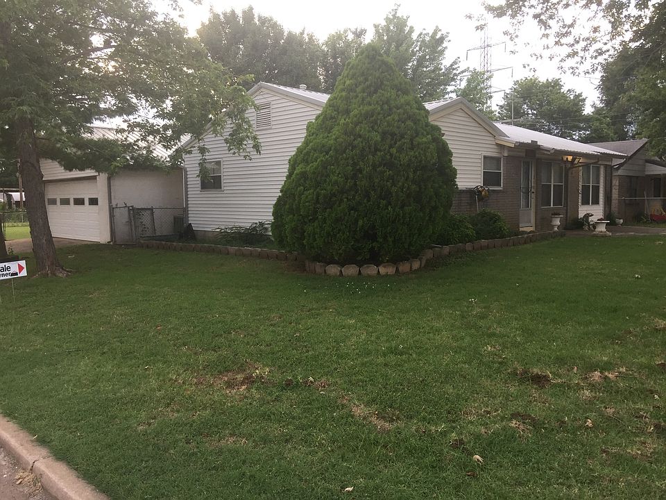 1st image of 218 S 201 East Ave