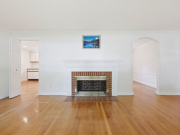 5th image of 22 Chilton St