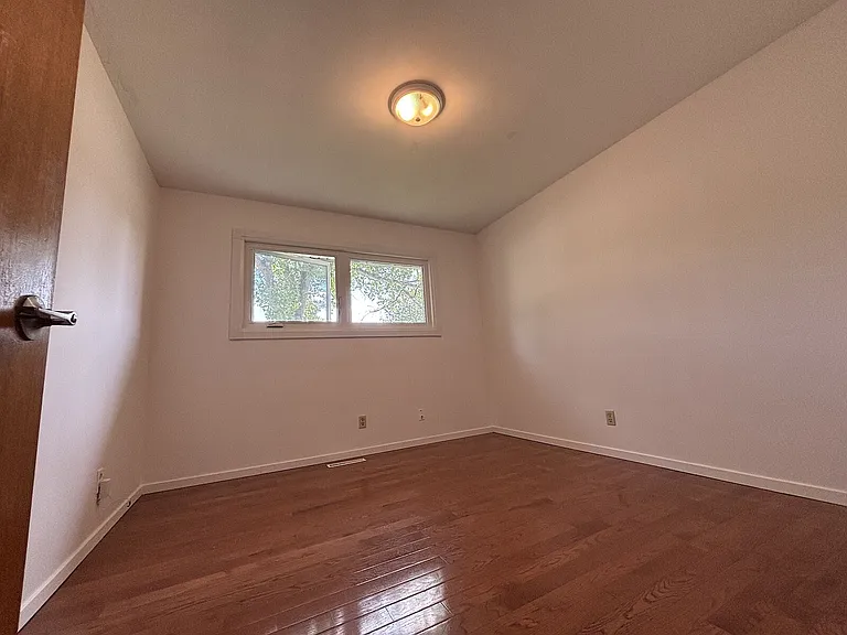 4319 Charleswood Dr NW — Photo 11
