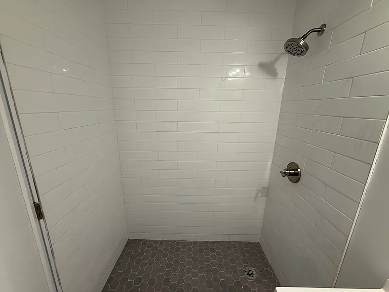 174 Center St — Photo 15