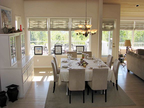 Dining room with view of cit