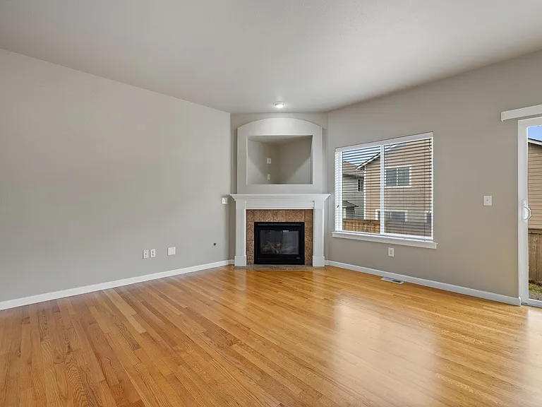 18623 111th Avenue Ct E — Photo 3
