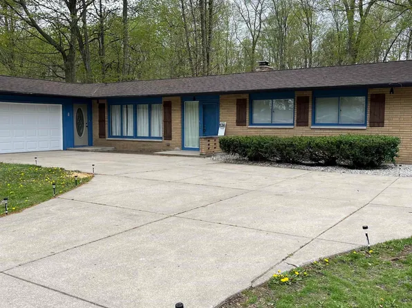 536 Widener Ln, South Bend, IN 46614