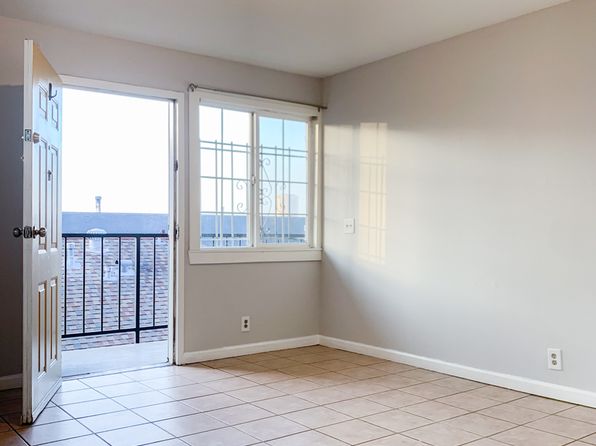 736 Bernard St APT 200