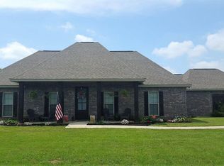 124 Eagle Point Rd, Leesville, LA 71446