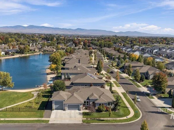 1360 N Bowknot Lake Way, Star, ID 83669