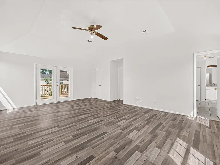 8202 Worthington Dr — Photo 23