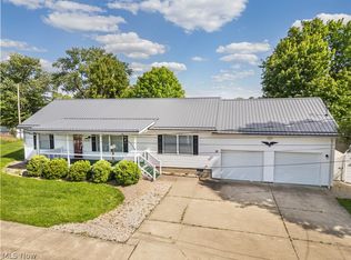 23 Delaware St, Mineral Wells, WV 26150