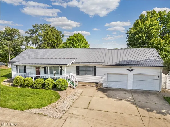 23 Delaware St, Mineral Wells, WV 26150