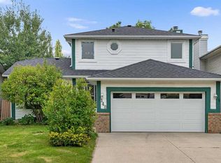 148 N Harvest Wood Way NE, Calgary, AB T3K3X6