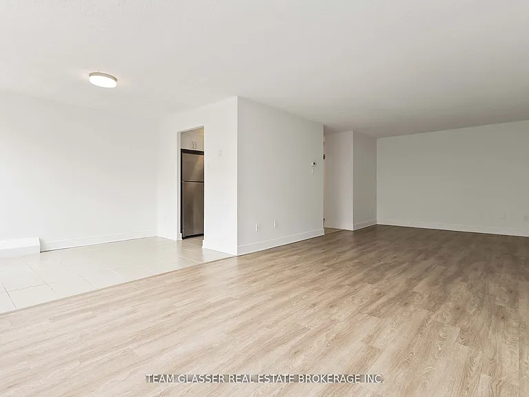 560 Proudfoot Ln #207 — Photo 9