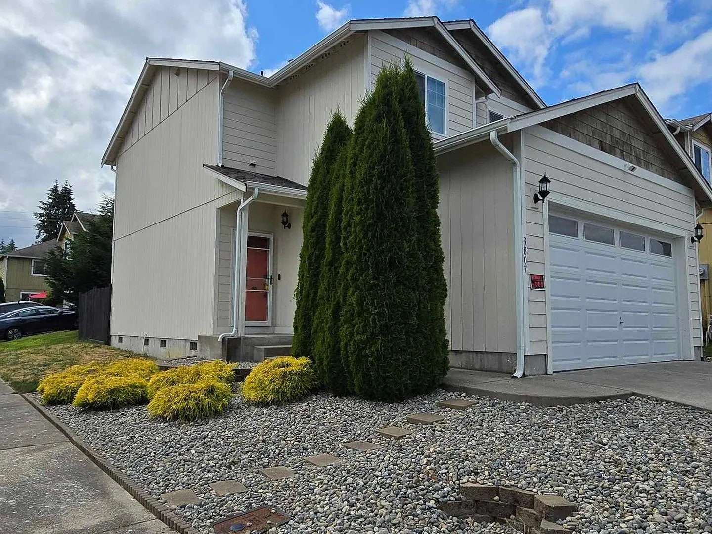 Bremerton Single Family 3BR/2.5BA | Brandywine Estates | Newly Renovated | Pet Friendly — Photo 1