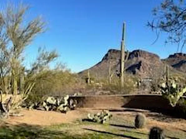 9745 W Lariat Dr, Tucson, AZ 85743