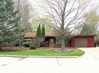 2006 Hickory Ct, Appleton, WI 54914