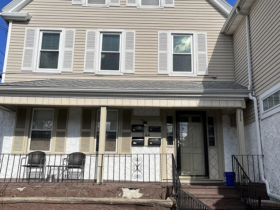 344 North Ave #2