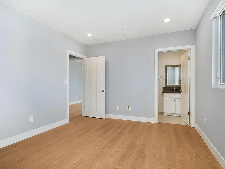 2028 S Hauser Blvd #1/2 — Photo 7