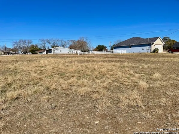 NA (LOT 11) Spring Creek LOT 11, Bandera, TX 78003