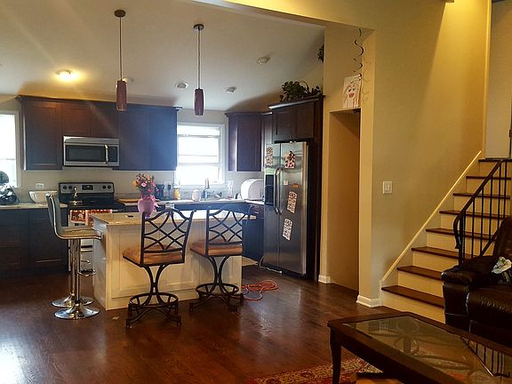 2nd image of 5309 W 105th St