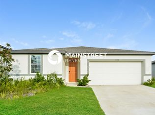 1082 Oak Valley Dr, Auburndale, FL 33823