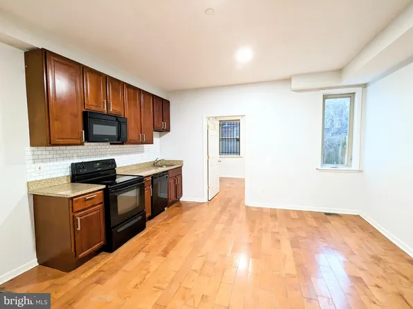 1628 W Susquehanna Ave, Philadelphia, PA 19121