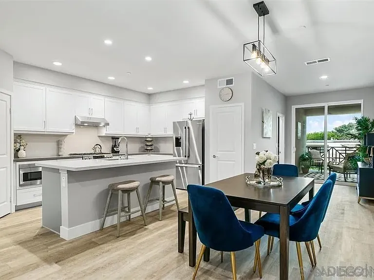 347 Oak Ave — Photo 29