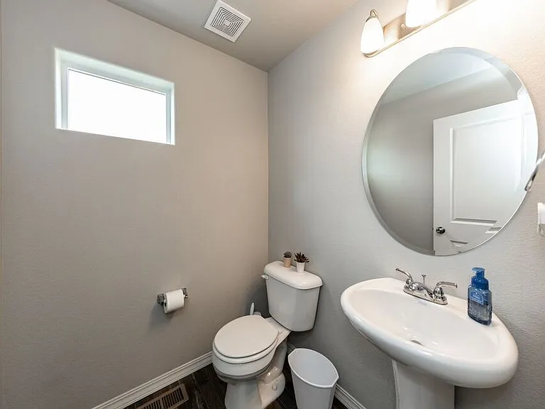 4037 Jericho Loop — Photo 16