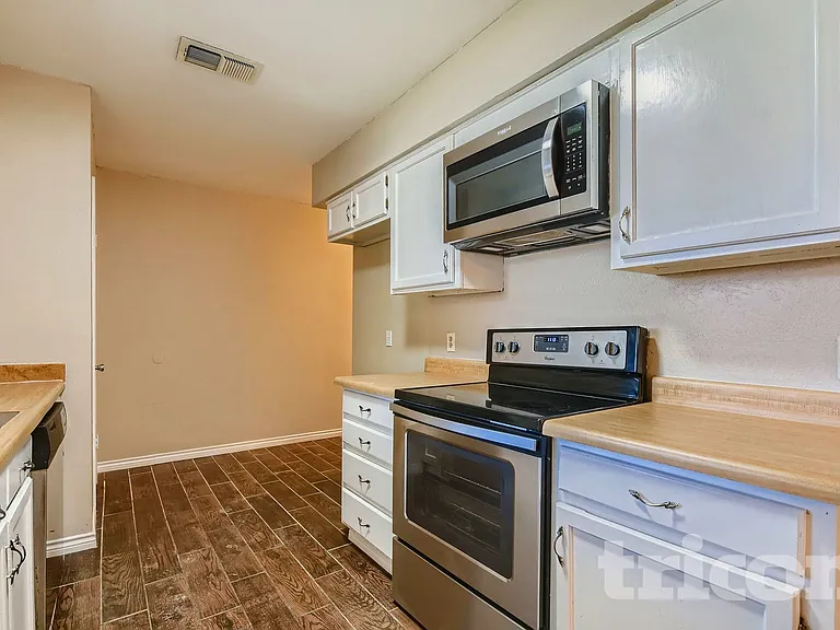 716 Fair Meadows Dr — Photo 5