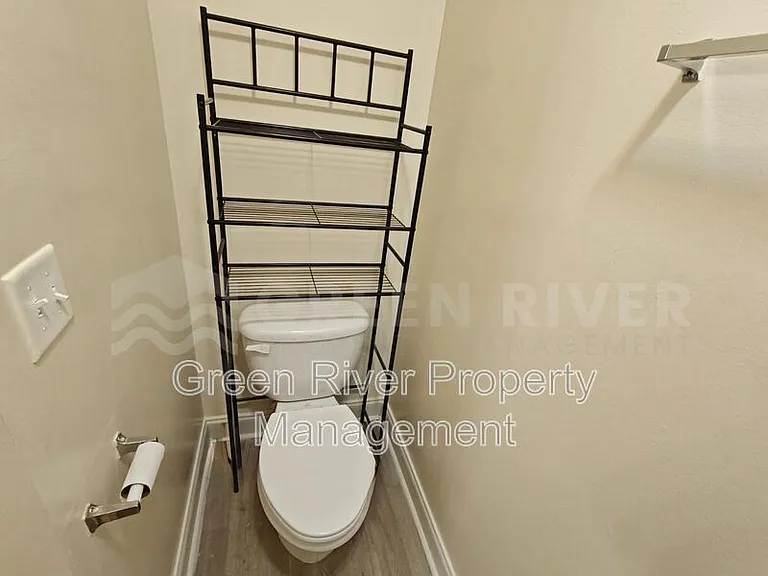 3107 Zeyno Dr — Photo 27