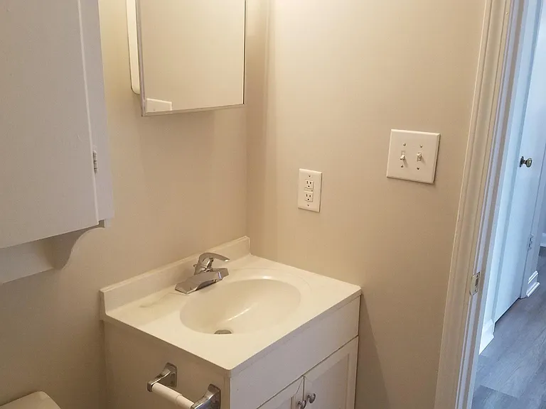 661 Crawford Rd — Photo 18