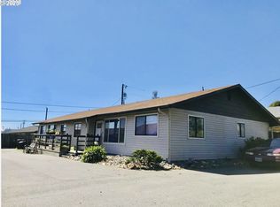 293 Matot St, Brookings, OR 97415