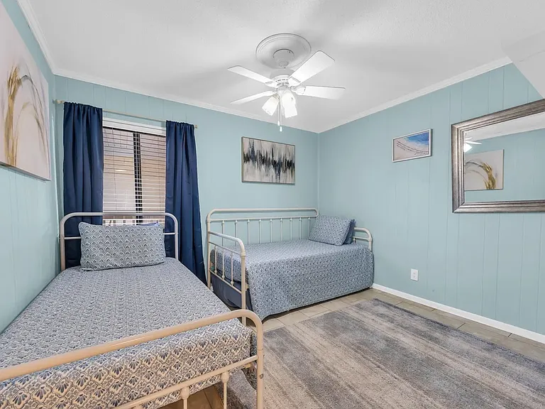 9620 Shore Dr #101 — Photo 16