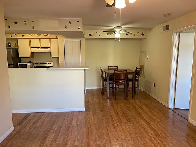 3016 Parkway Blvd #2B — Photo 2
