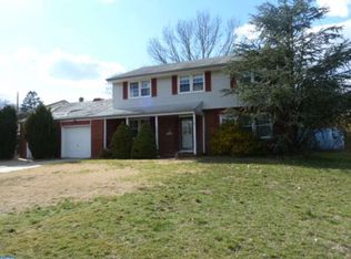 252 Crescent Ave, Gibbstown, NJ
