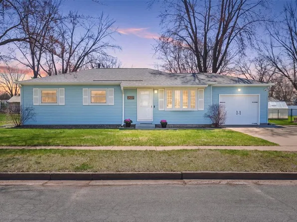 2527 Lynn Avenue, Altoona, WI 54720