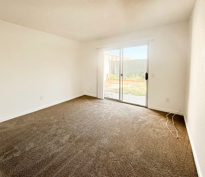 8850 Olive Ln #25 — Photo 10