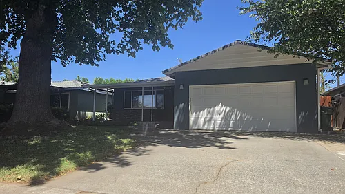 888 Glenn St Photo 1
