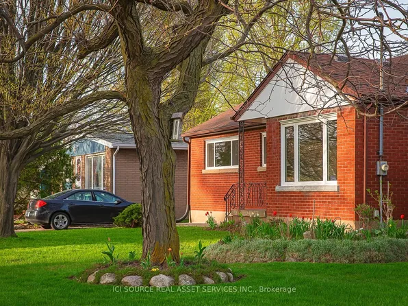 3768 Dorchester Rd, Niagara Falls, ON L2J 3A7