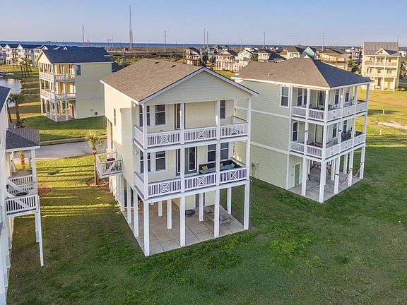 2nd image of 4207 Green Heron Dr