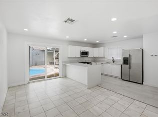 4013 Esmeralda Ave, Las Vegas, NV 89102