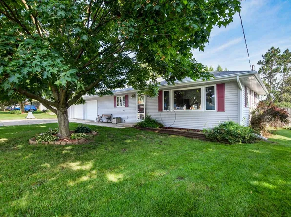 124 West Street, Dane, WI 53529
