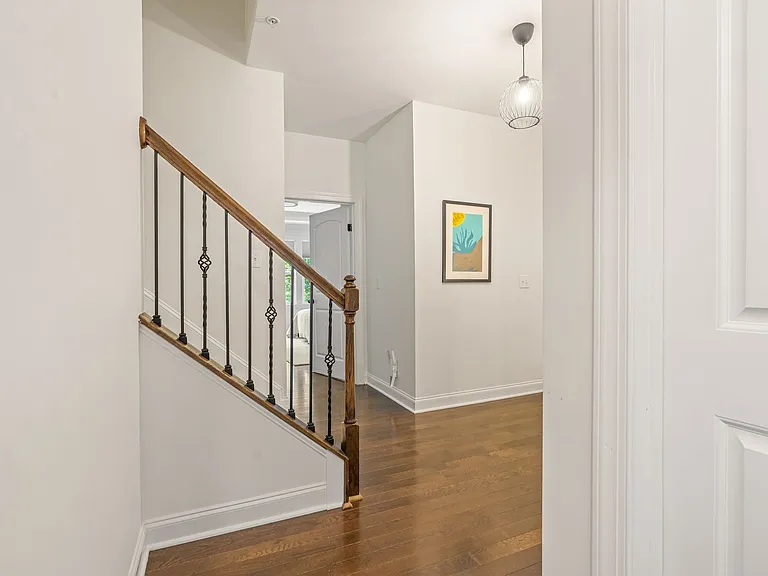 344 Rose Walk — Photo 22