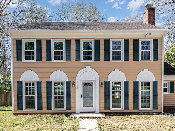 4th image of 5328 Caradon Dr