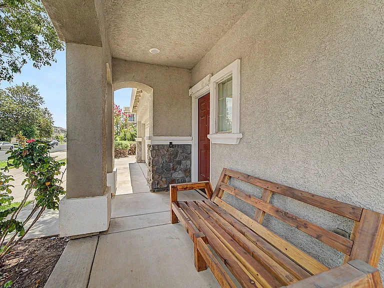 5590 Cobbler Ln — Photo 5