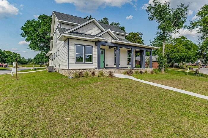 3 bed, 2.5 bath, 2171 sqft, $2,500 — Photo 4