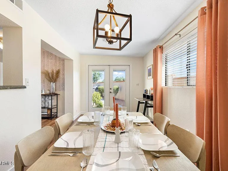 8742 E San Daniel Dr — Photo 3