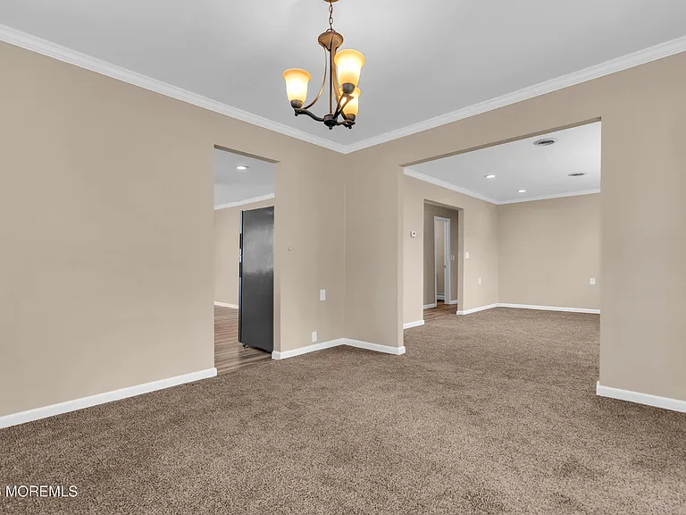 510 Jamaica Blvd — Photo 12