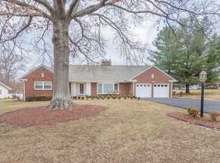 2000 Lynnwood Rd, Kingsport, TN 37660