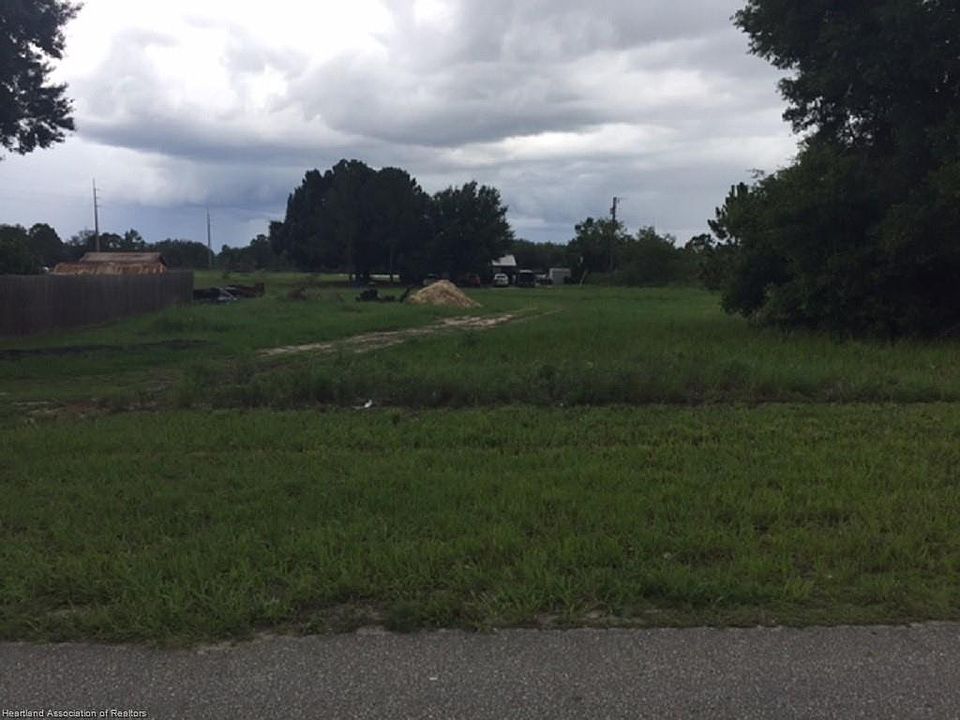 2nd image of 2443 W Taunton Rd